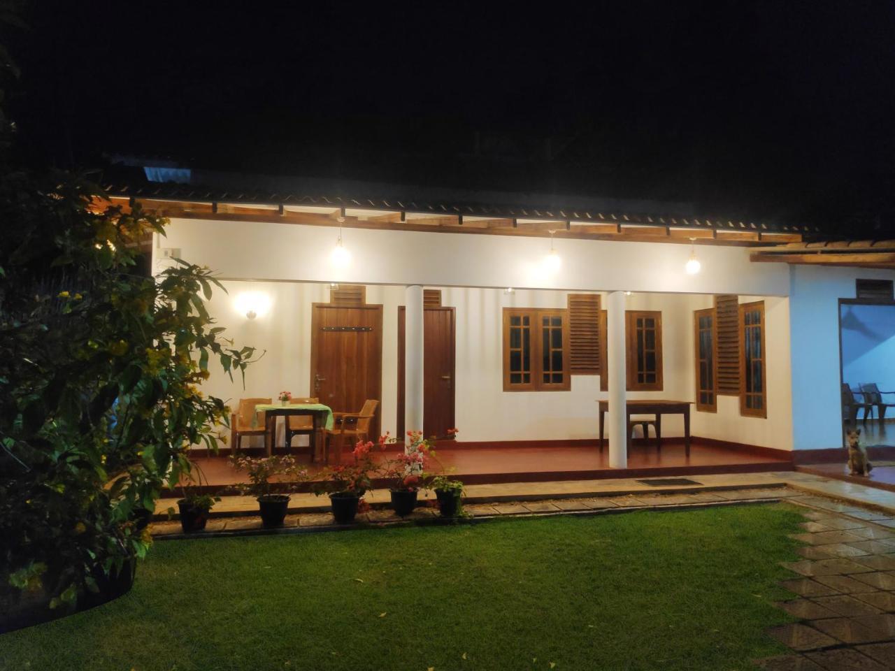 Cinnamon House Hiriketiya ديكويلاّ تين المظهر الخارجي الصورة